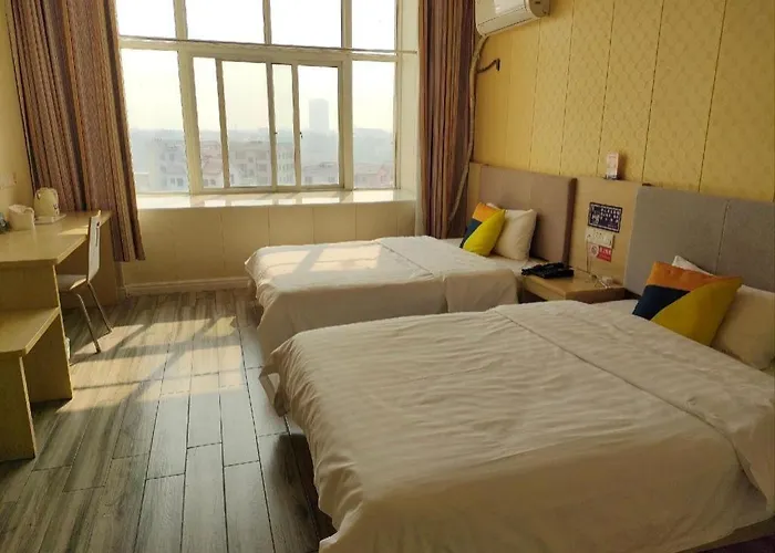 7 Days Inn Taihe Passenger Terminal