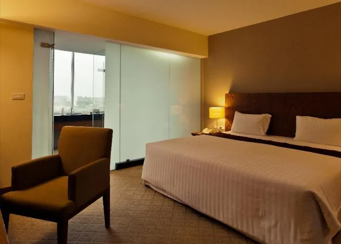 Sunee Grand Hotel And Convention Center