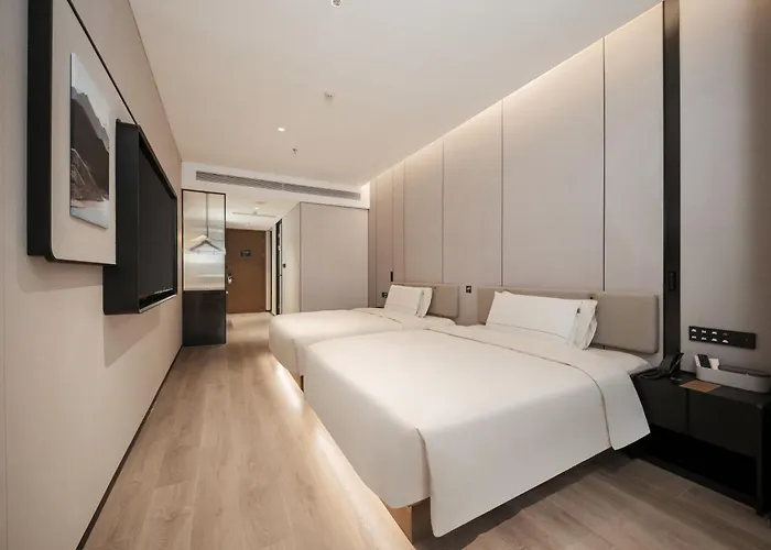 Atour Hotel -Fujian Avenue, Hongtang Metro Station, Fuzhou