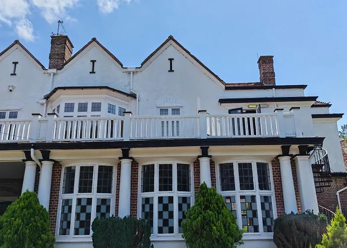 Chartridge Lodge Hotel