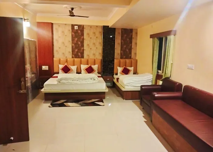Hotel Ashtha Inn