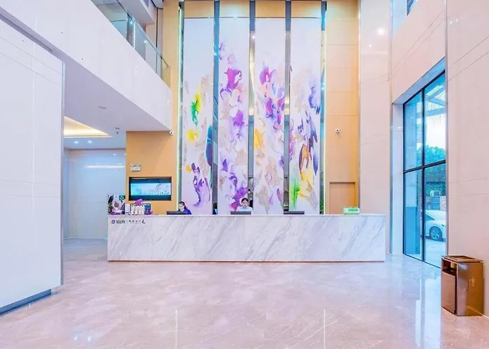 Lavande Hotels Qixingyan Scenic Spot Yihua International Plaza