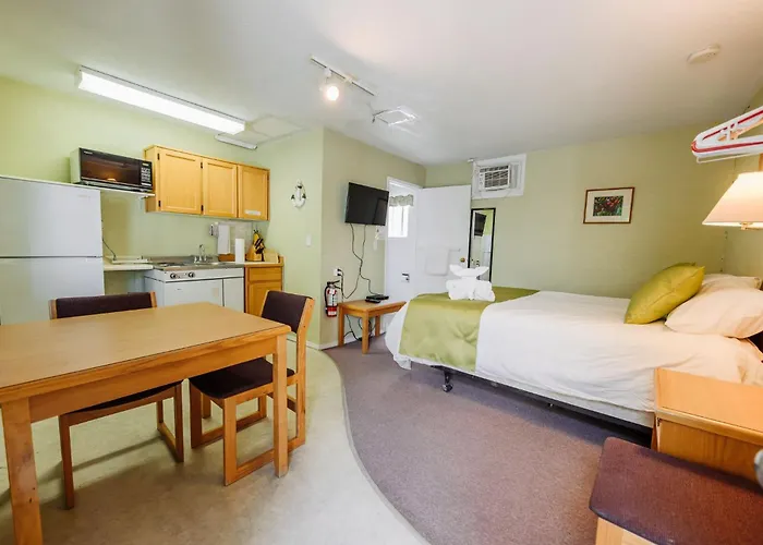 Studio Suite 8 Green Gables Resort