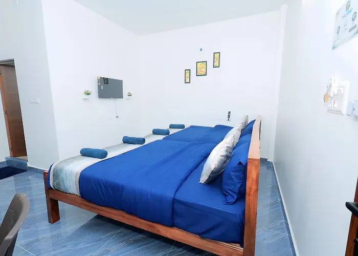 The Loop Auroville - High-Speed Wifi & Free Parking, Near Auroville Bakery & Tanto Pizzeria, 5-Minute Drive To Ecr & Auroville Beach