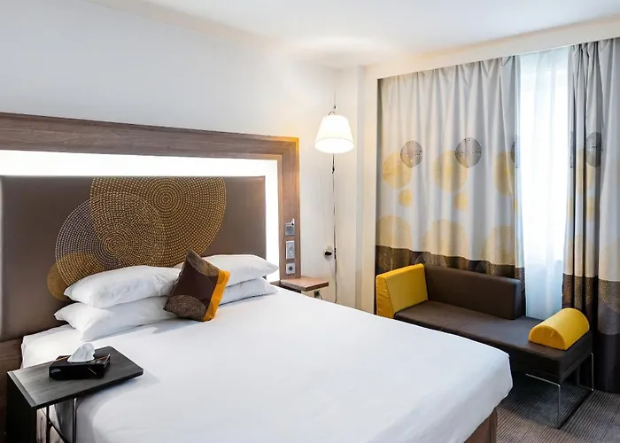 Renea Hotel