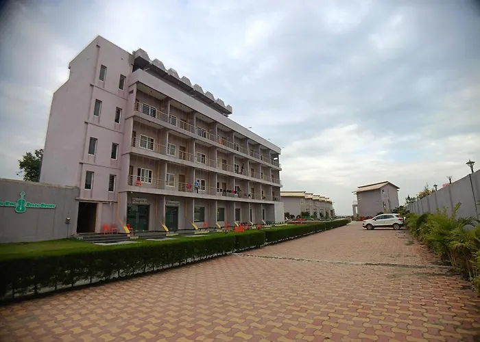Parth King Beach Resort