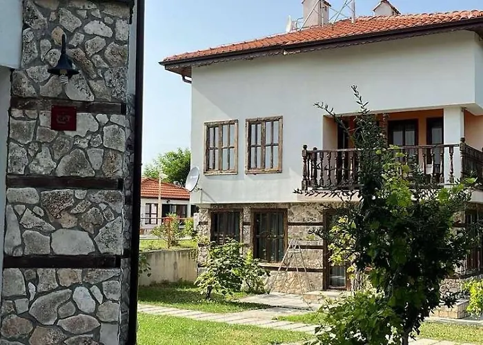 Стаи За Гости В Село Любовище