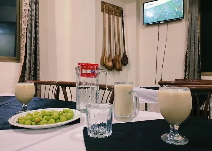Yasin Holiday Hotel