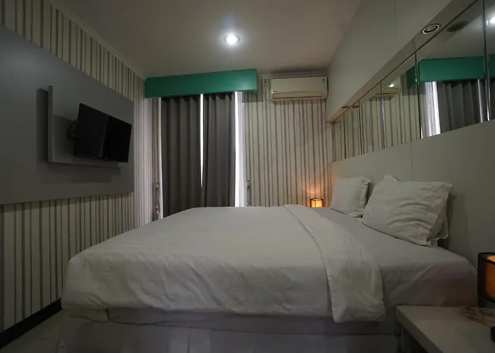 Townhouse Oak Hotel Damar Kurung