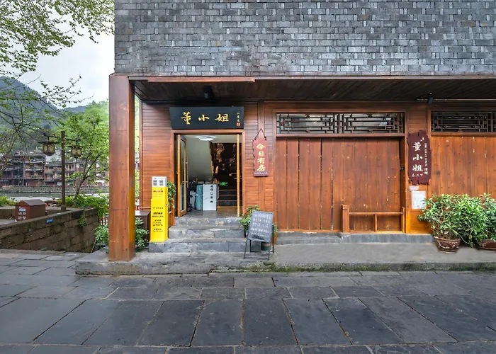 Miss Dong'S River View Homestay