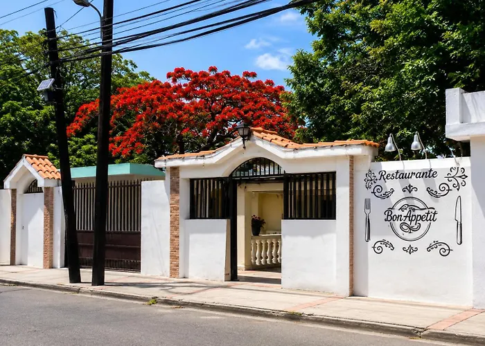 Bon Appetit Hotel Restaurant Barahona