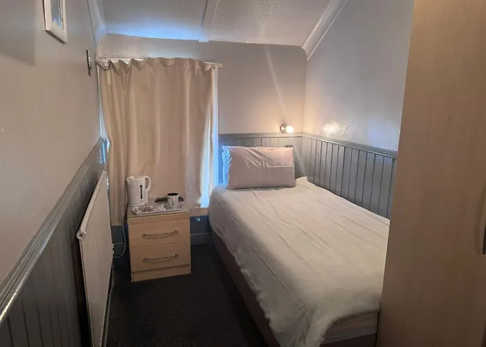 Mallow View Hotel - Cleethorpes - Great Stays For Contractors Or Family Holidays
