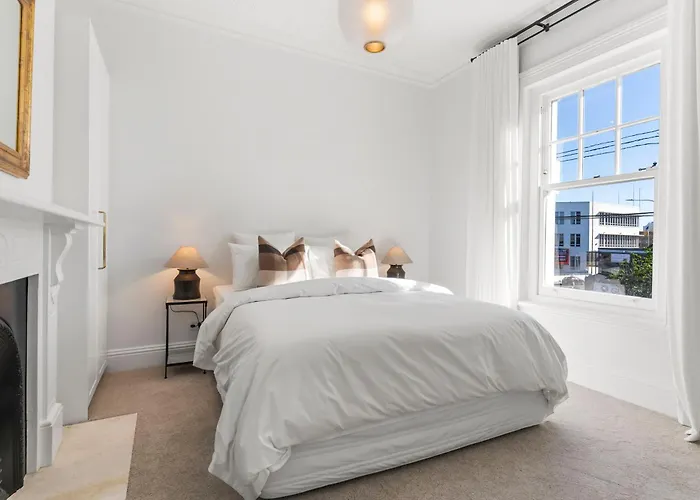 Newmarket Central - Boutique Suites