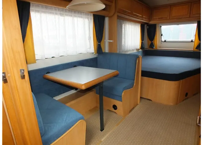 Hobby 750 Caravan