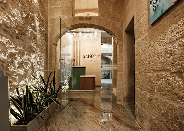 Casa Radiant