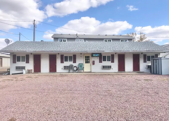 Town N' Country Motel & Shuttle