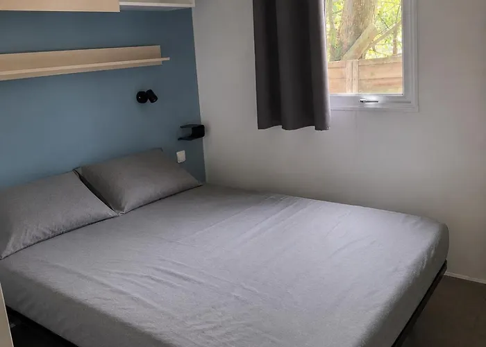 Mobile Home Sous Les Pins, 2 Chambres