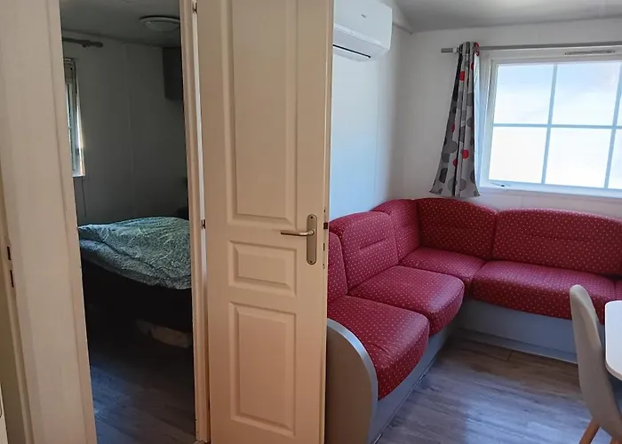 Mobil-Home Camping Familial Dans Les Landes