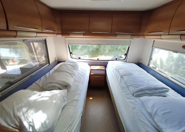 The Sure & Simple Caravan
