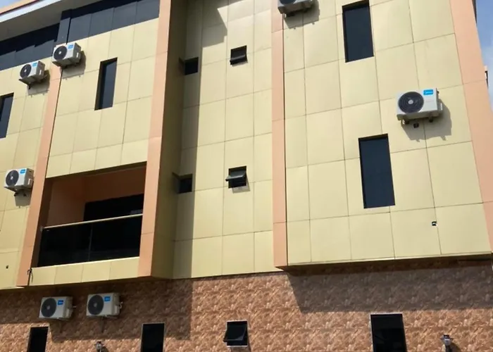 Goldstep Hotel Asaba
