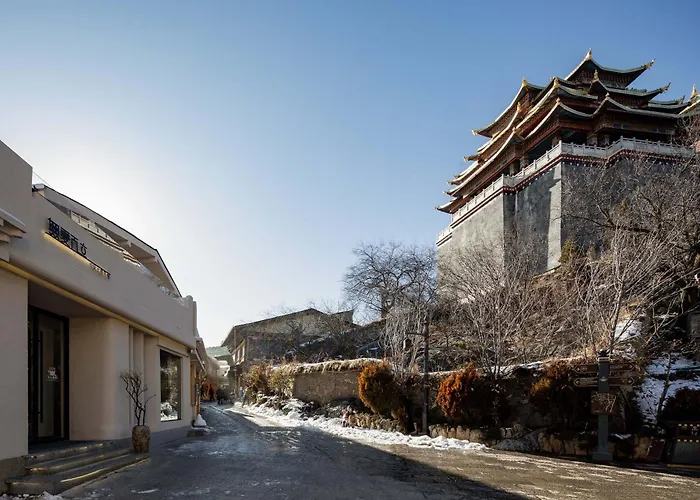Shangri-La Designer Homestay Without Summer