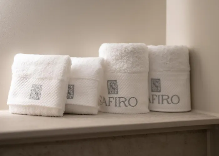 Hotel Safiro