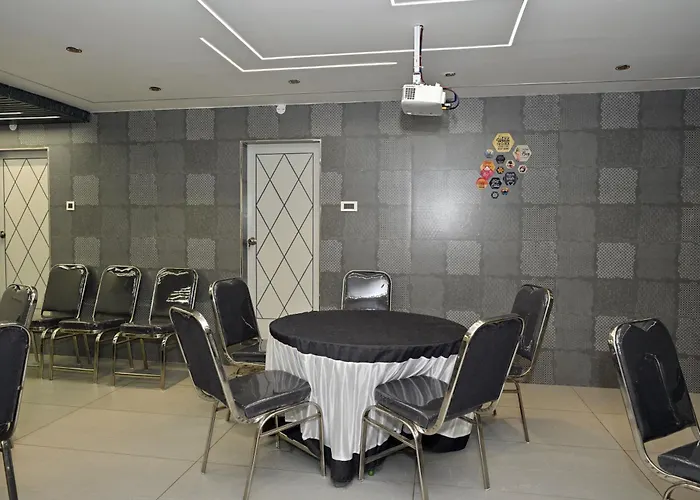 Hotel Ganesh Mahalakshmi Inn