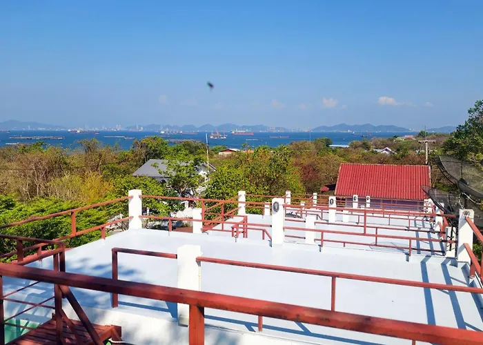 Koniix Garden Cottage Ko Sichang