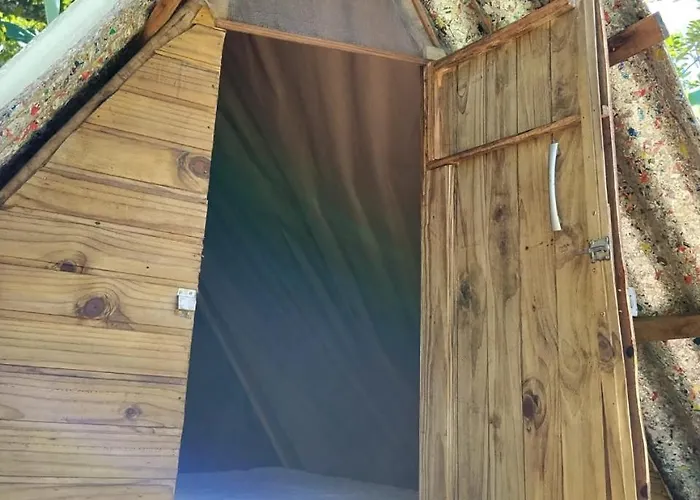 Camping Naiá