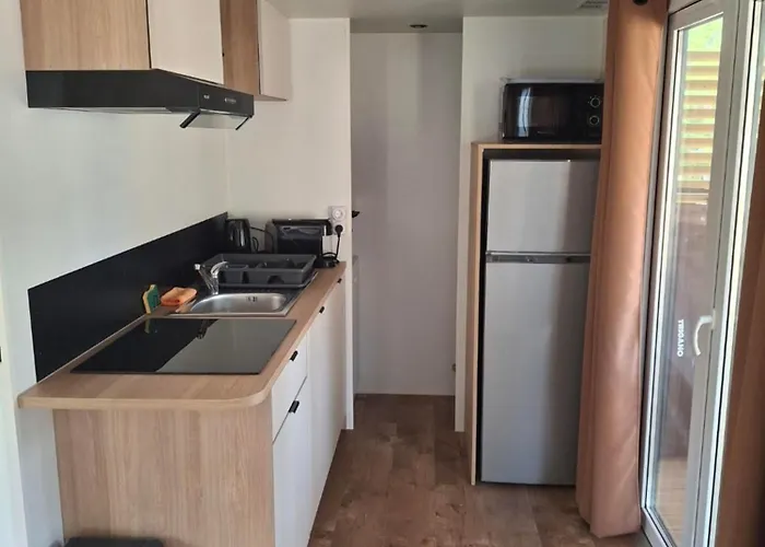 Mobil'Home " Bonaparte " Camping Les Chenes