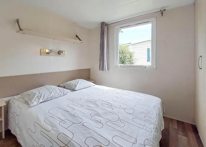 Charmant Mobil-Home Piscine