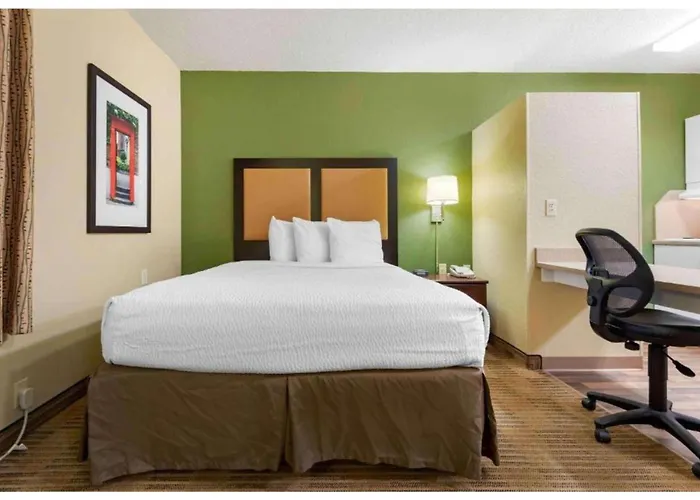 Motel 6 Suites Rochester Greece, Ny