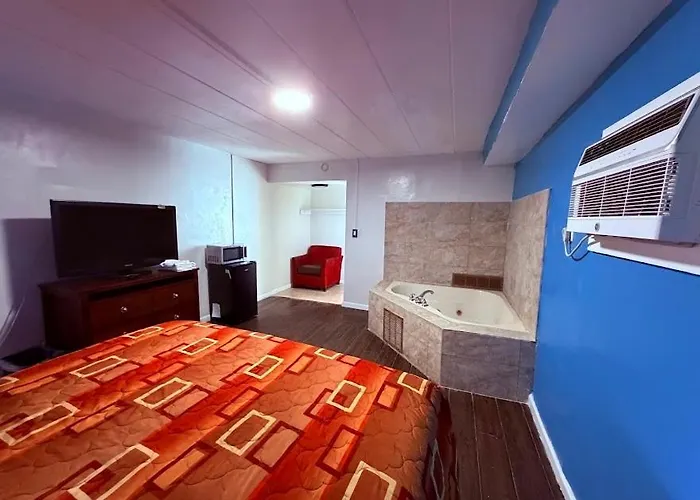 Riviera Motel