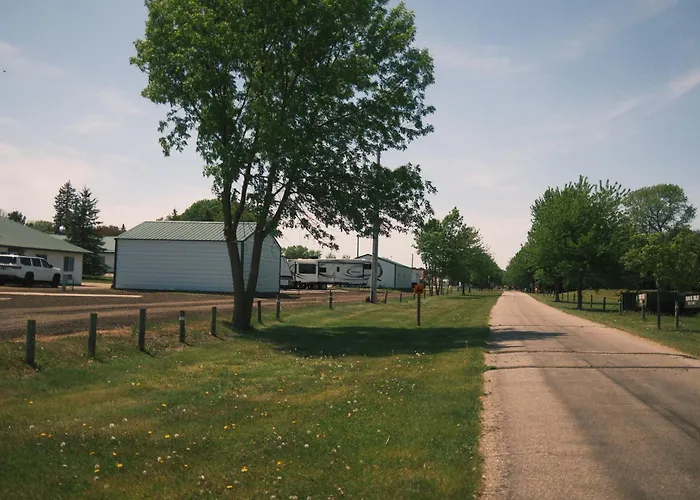 The Motel & Motor Lodge