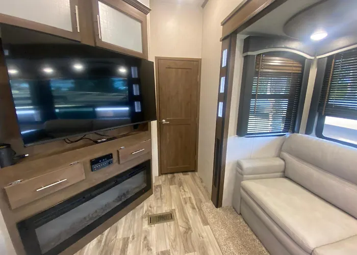 Rv Resort Rancho California Park #225