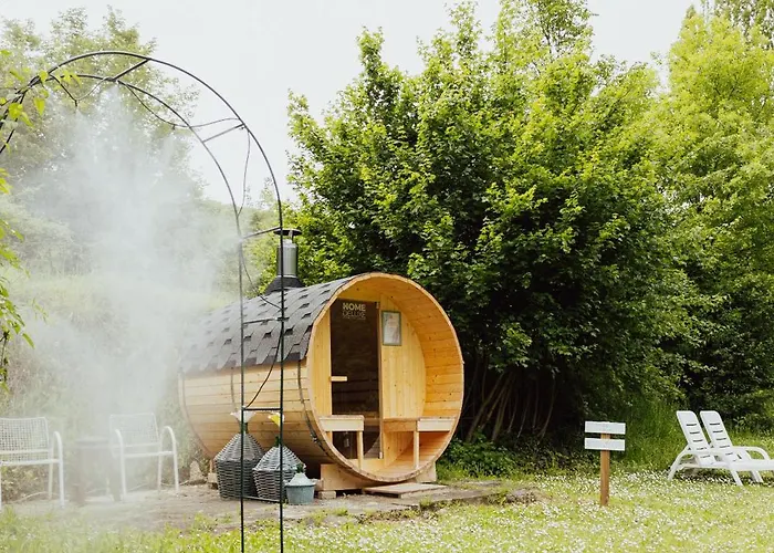 Back To Nature Basic Camping Hut Casa Biron