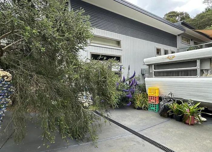 Australian Retro Beach Stay