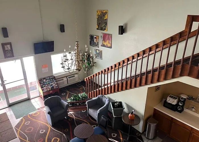 Deluxe Inn Hotel In Nebraska City