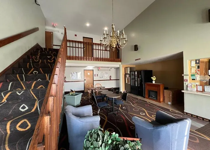 Deluxe Inn Hotel In Nebraska City