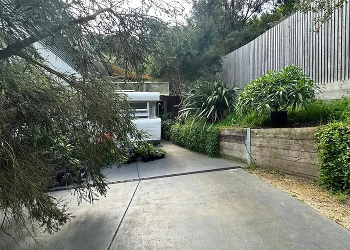 Australian Retro Beach Stay