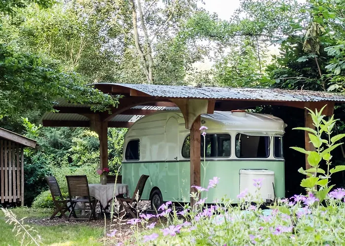 Waaldijk15, Vintage Caravans In Nature