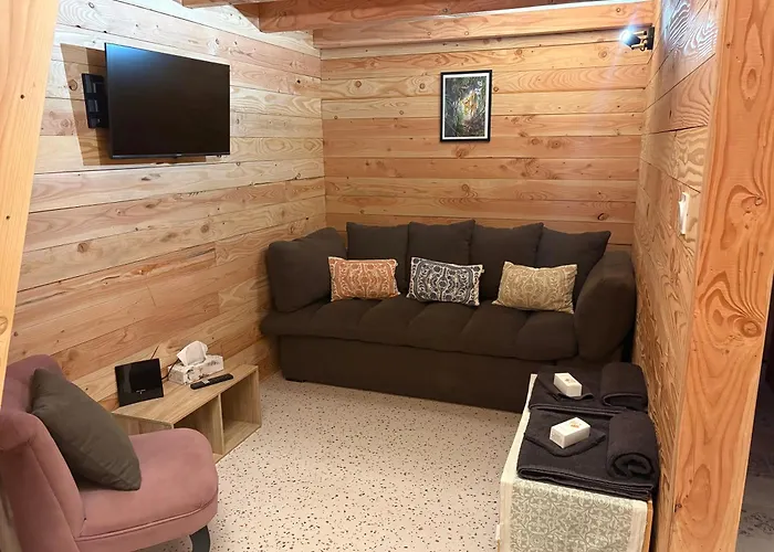 Chalet Sous Les Pins