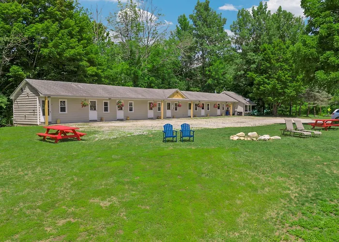 Berkshire Lake Lodge