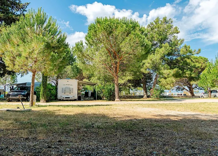 Zaton Holiday Resort Camping Pitches