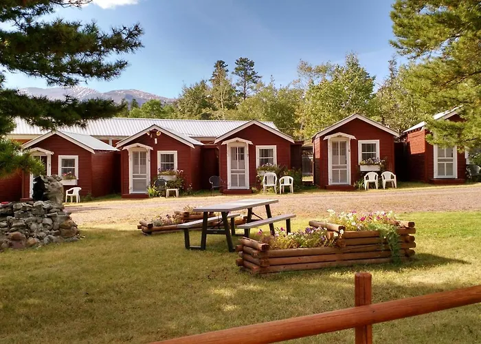 Two Medicine Inn And Resort
