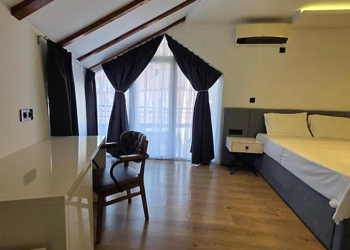 Hotel Velaris