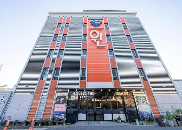Andong Win Hotel