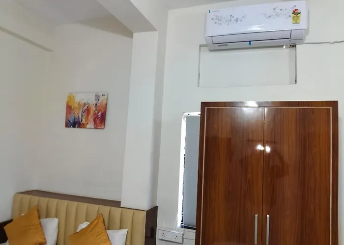Hotel Mayur Lodge