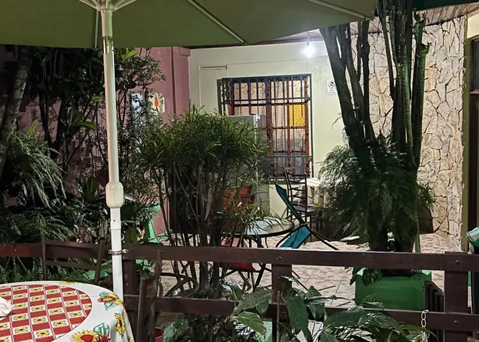 Charly'S Place