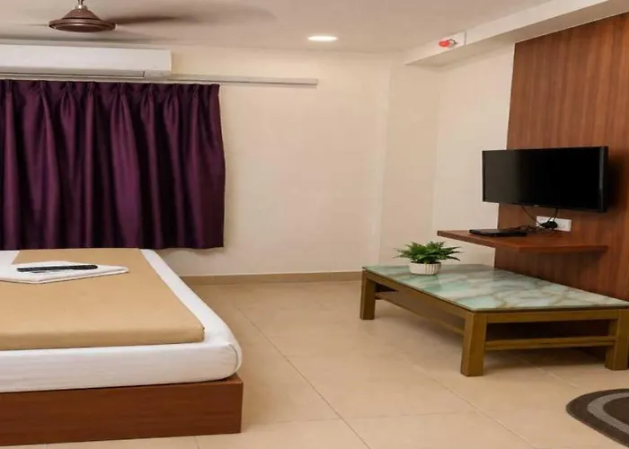Hotel Leela Imperial